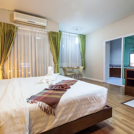 Baiyoke Ciao Hotel Чиангмай Екстериор снимка