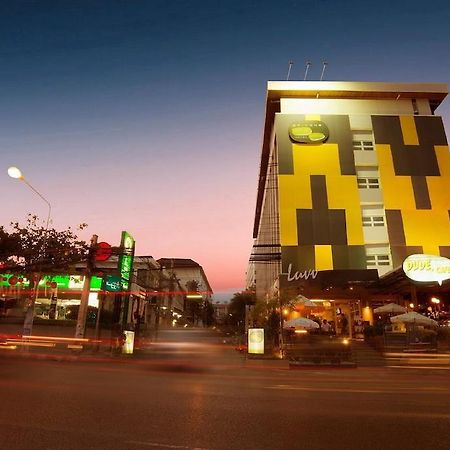 Baiyoke Ciao Hotel Чиангмай Екстериор снимка