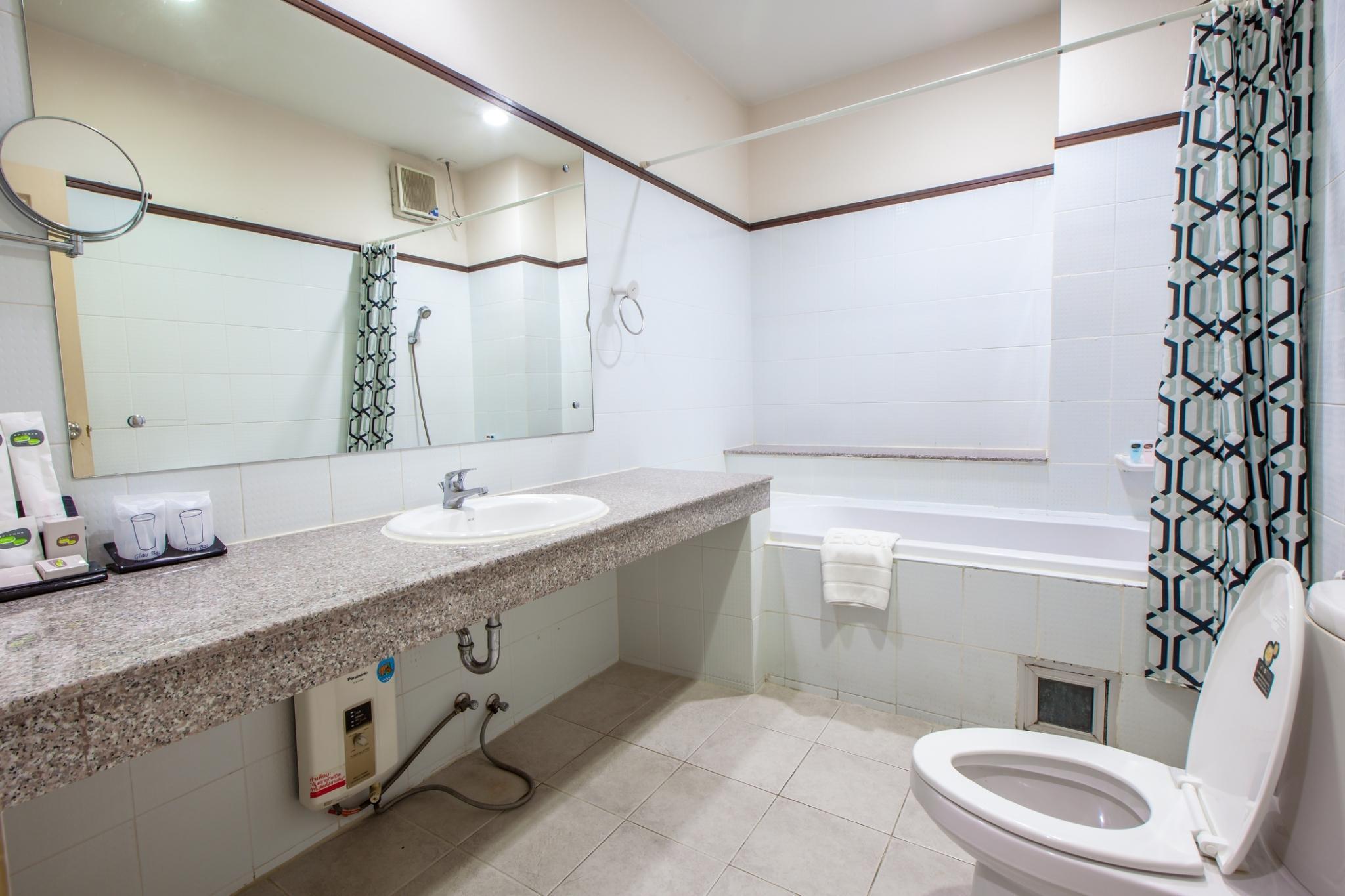 Baiyoke Ciao Hotel Чиангмай Екстериор снимка