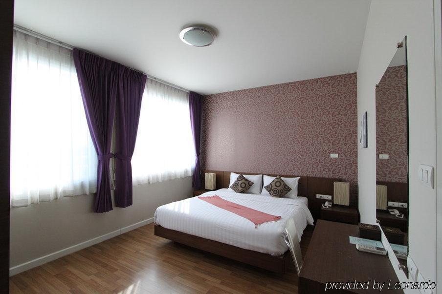 Baiyoke Ciao Hotel Чиангмай Екстериор снимка