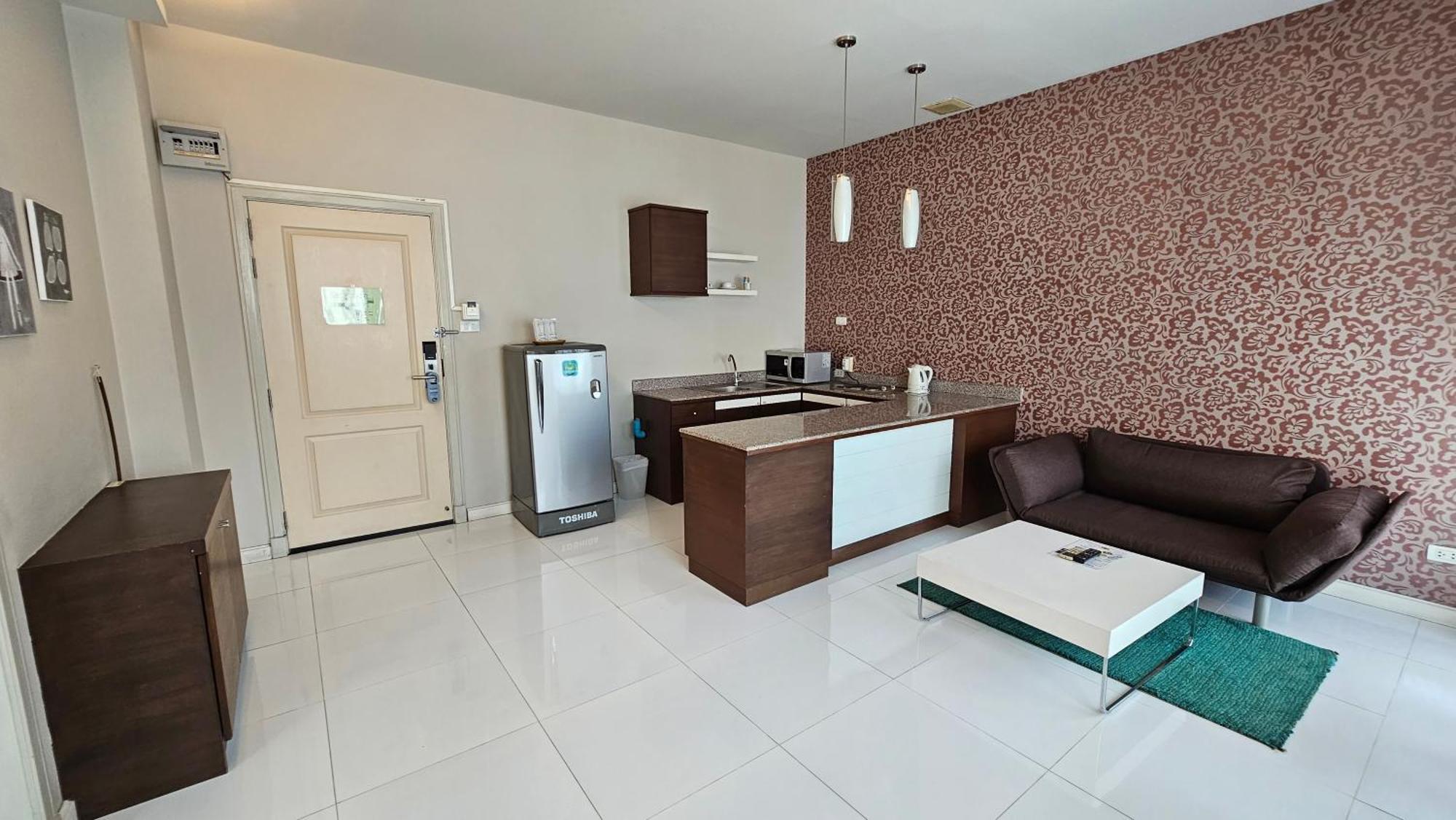 Baiyoke Ciao Hotel Чиангмай Екстериор снимка