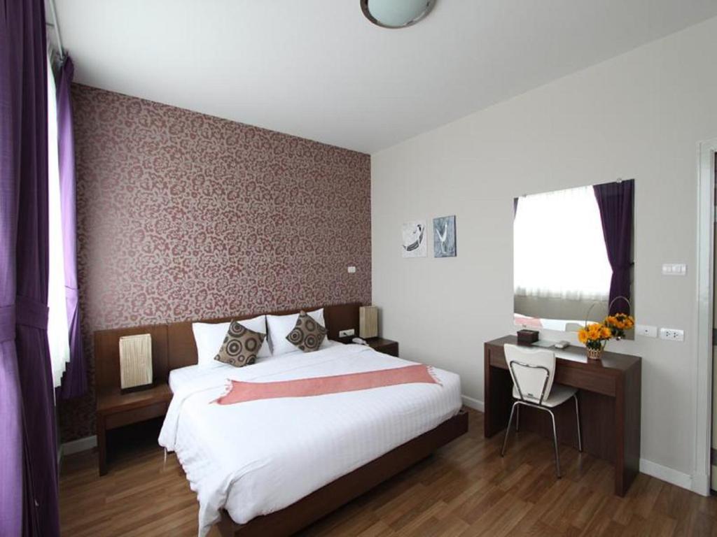 Baiyoke Ciao Hotel Чиангмай Стая снимка