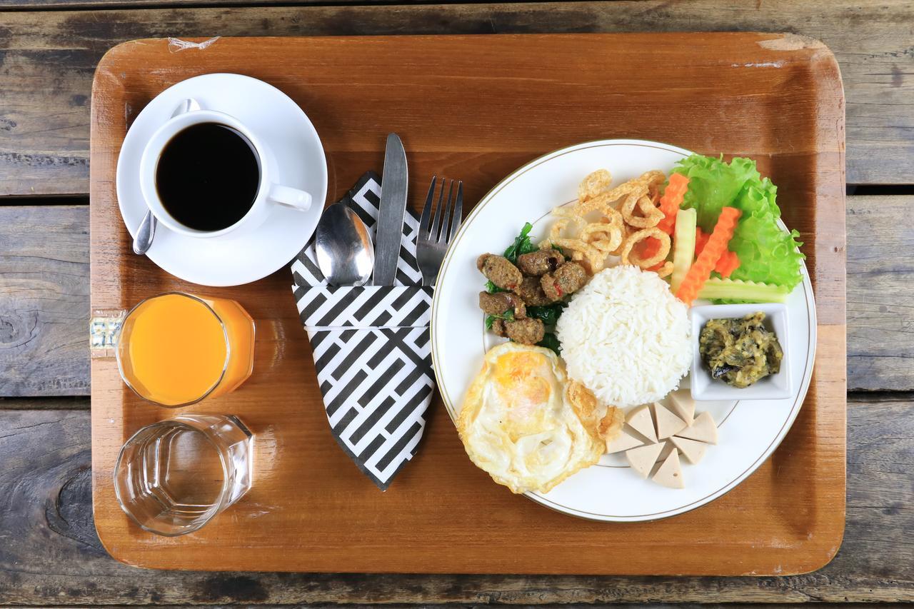 Baiyoke Ciao Hotel Чиангмай Екстериор снимка