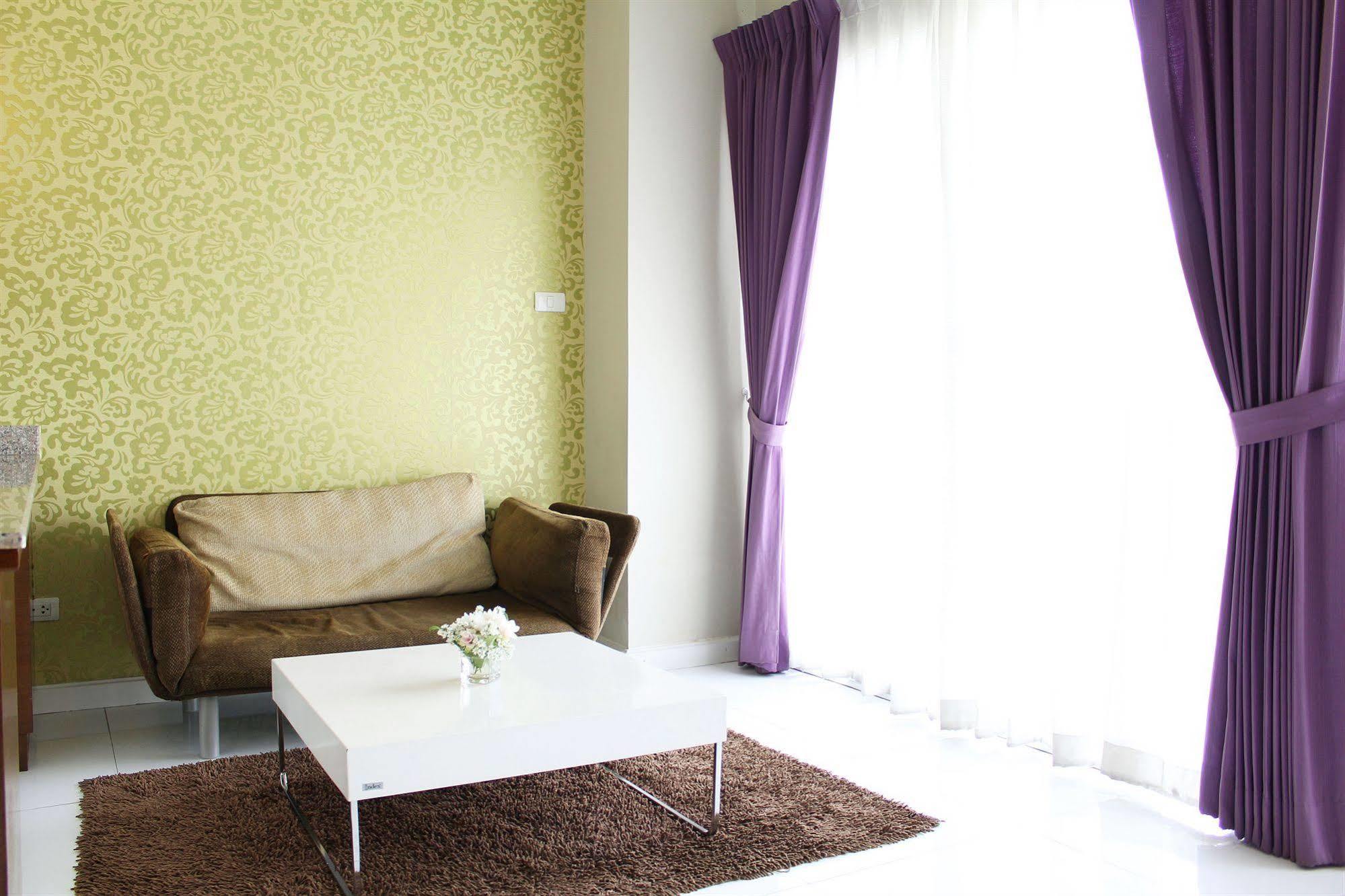 Baiyoke Ciao Hotel Чиангмай Екстериор снимка
